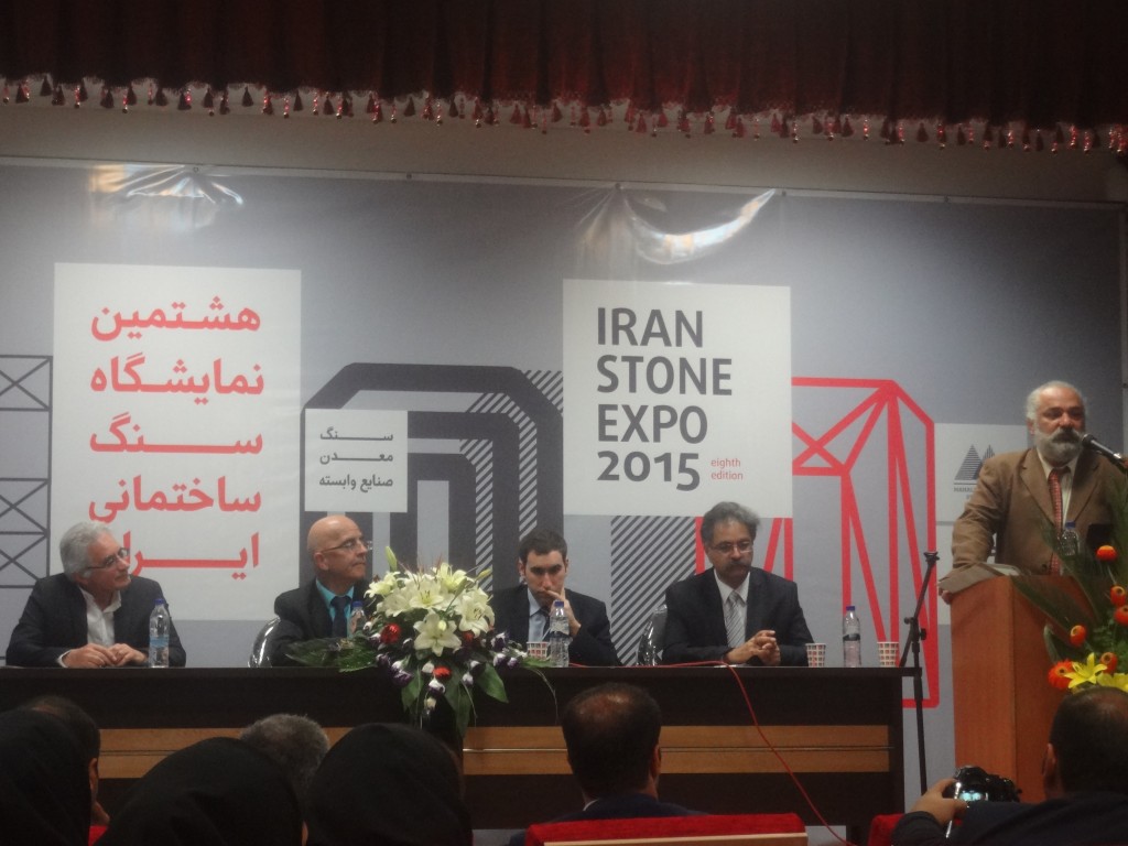 سنگ ساختمانی,سنگ تزئینی,سنگ تزیینی,سنگ,گرانیت, مرمر,تراورتن, مرمریت, سنگ نما,صادرات سنگ