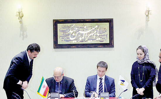 سنگ ساختمانی,سنگ تزئینی,سنگ تزیینی,سنگ,گرانیت, مرمر,تراورتن, مرمریت, سنگ نما,صادرات سنگ